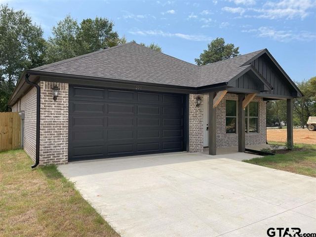 277 Oak Valley Dr., Gilmer, TX 75645