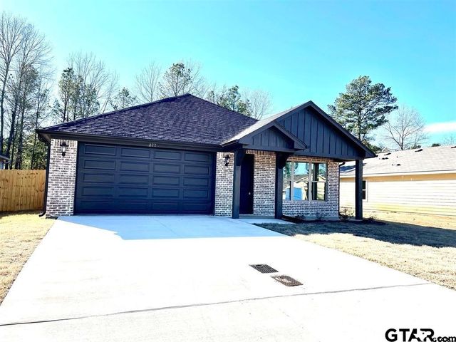 277 Oak Valley Dr., Gilmer, TX 75645
