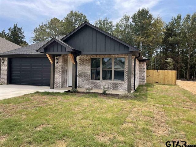 277 Oak Valley Dr., Gilmer, TX 75645