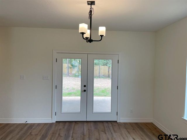 277 Oak Valley Dr., Gilmer, TX 75645