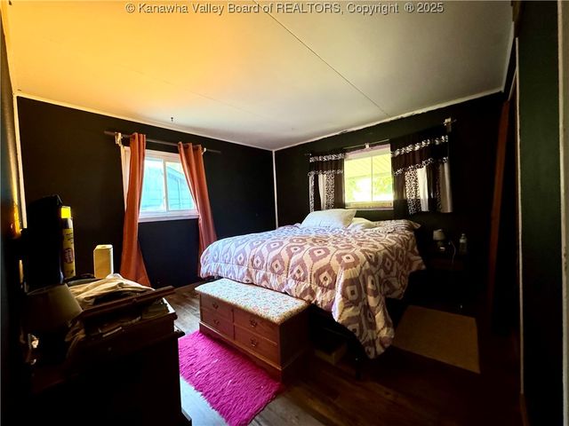 212 Monterey Drive, St Albans, WV 25177