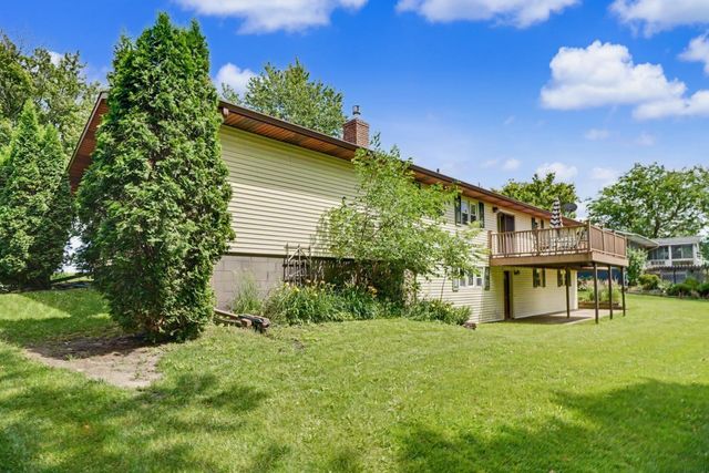 726 8th Ave NE, Oelwein, IA 50662