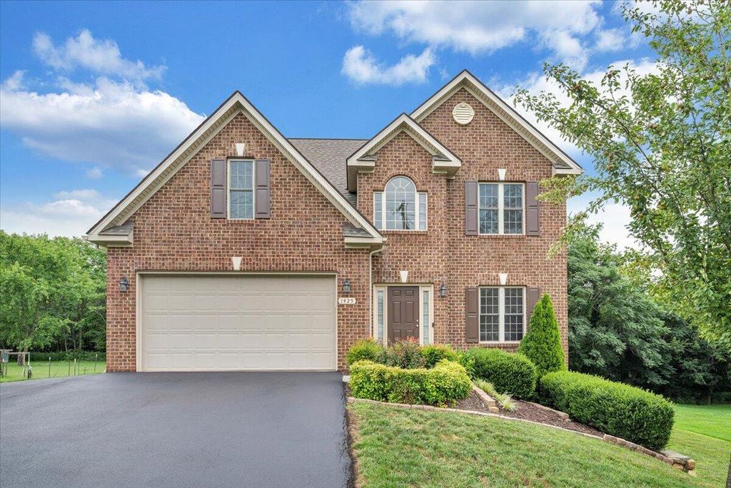 1425 Penley BLVD, Salem, VA 24153