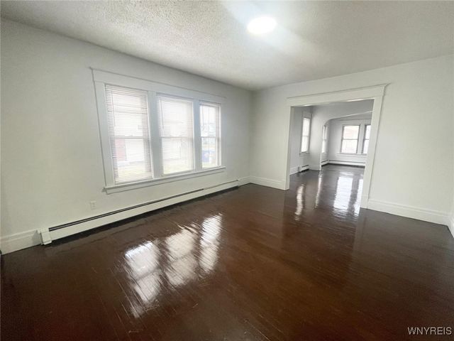 353 Warwick Avenue, Buffalo, NY 14215