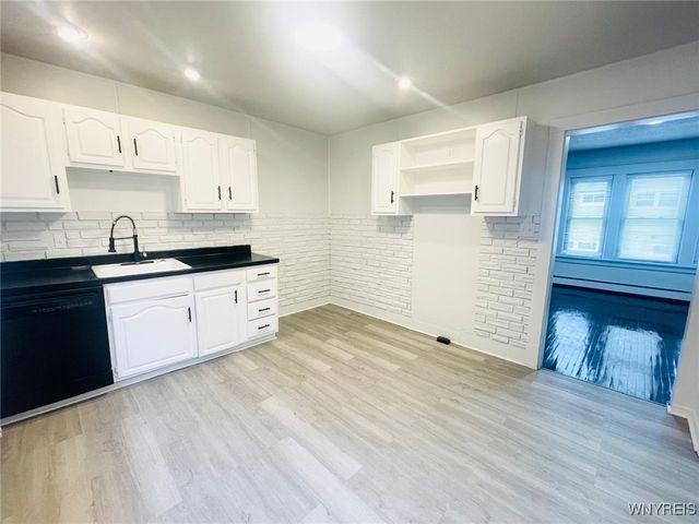 353 Warwick Avenue, Buffalo, NY 14215