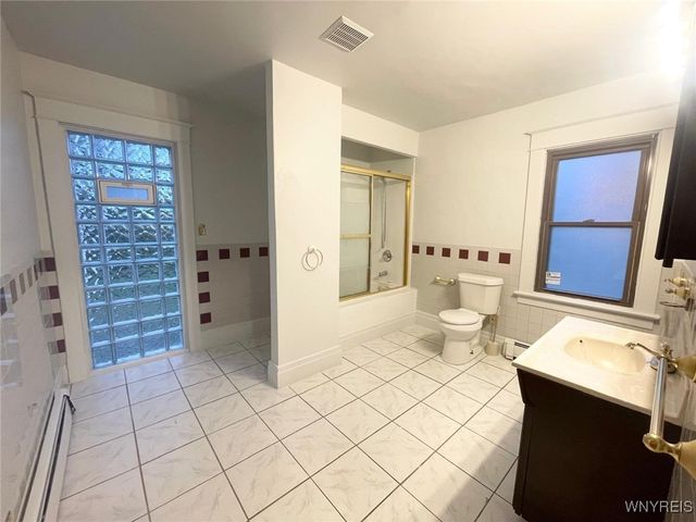 353 Warwick Avenue, Buffalo, NY 14215