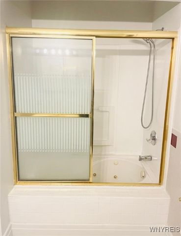 353 Warwick Avenue, Buffalo, NY 14215