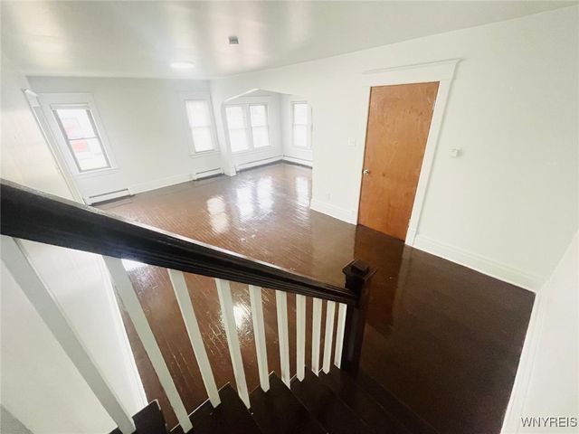 353 Warwick Avenue, Buffalo, NY 14215