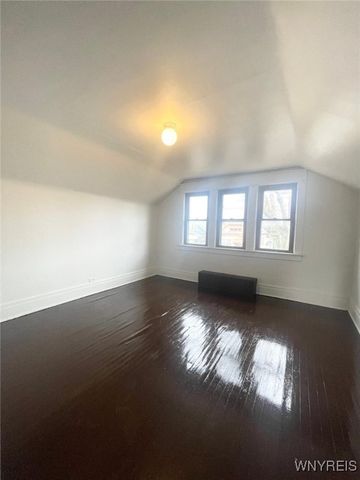 353 Warwick Avenue, Buffalo, NY 14215