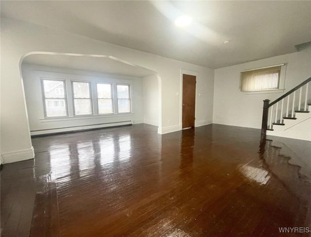 353 Warwick Avenue, Buffalo, NY 14215