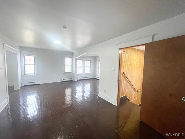 353 Warwick Avenue, Buffalo, NY 14215