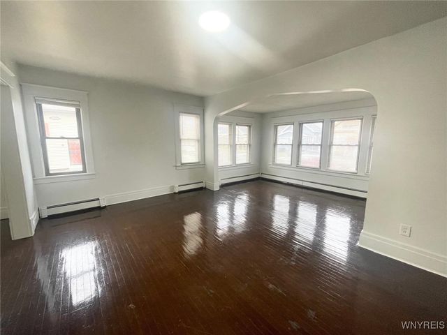 353 Warwick Avenue, Buffalo, NY 14215