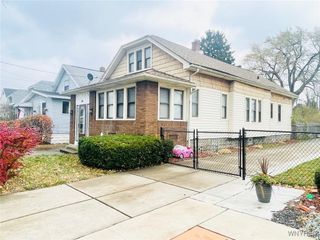 353 Warwick Avenue, Buffalo, NY 14215