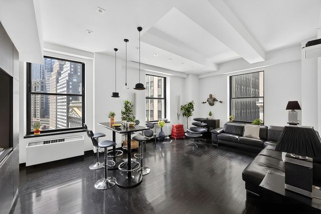 20 Pine St Apt 908, New York City, NY 10005