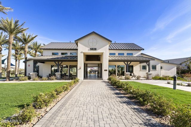 5628 E SCARLET Street, Mesa, AZ 85215