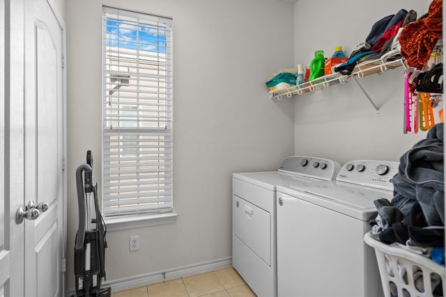 15743 Spectrum Drive 88, Addison, TX 75001