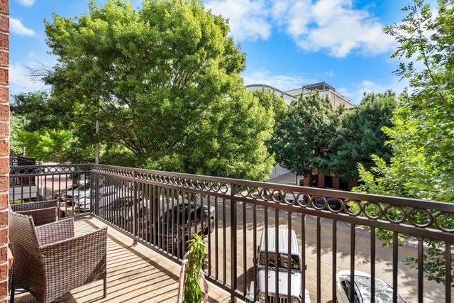 15743 Spectrum Drive 88, Addison, TX 75001