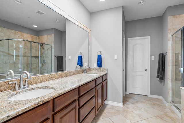 15743 Spectrum Drive 88, Addison, TX 75001