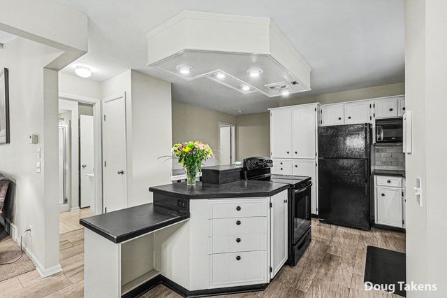 8510 Woodruff Drive SW, Byron Center, MI 49315