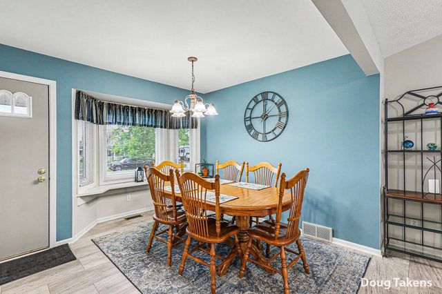 8510 Woodruff Drive SW, Byron Center, MI 49315