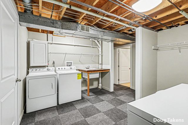 8510 Woodruff Drive SW, Byron Center, MI 49315