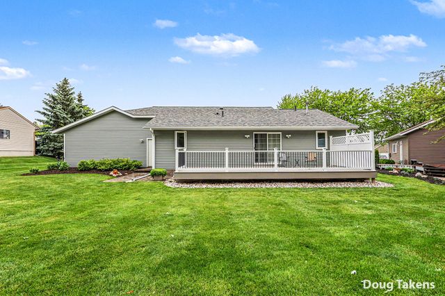 8510 Woodruff Drive SW, Byron Center, MI 49315