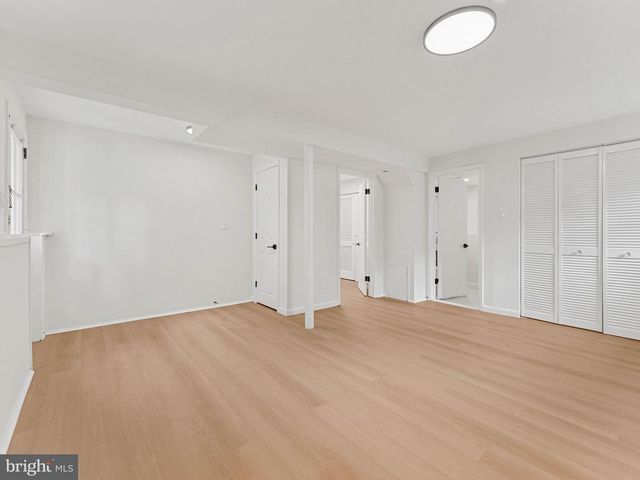 335 MYRTLE AVE, Woodbury, NJ 08096
