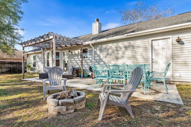 7867 Pleasant Oak Avenue, Navarre, FL 32566