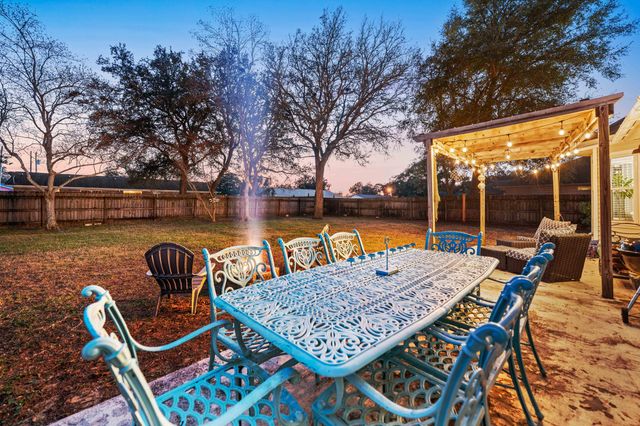 7867 Pleasant Oak Avenue, Navarre, FL 32566