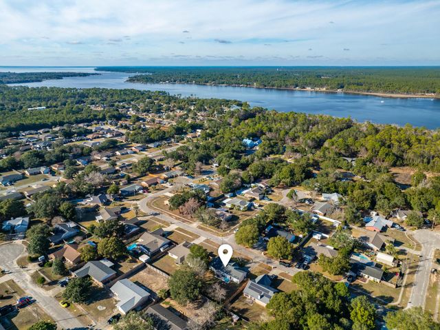 7867 Pleasant Oak Avenue, Navarre, FL 32566