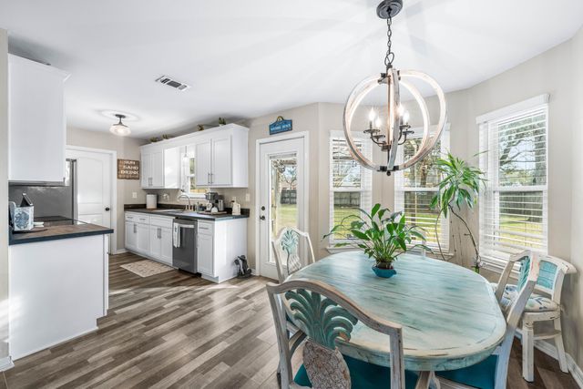 7867 Pleasant Oak Avenue, Navarre, FL 32566