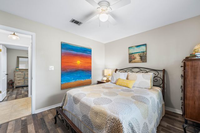 7867 Pleasant Oak Avenue, Navarre, FL 32566