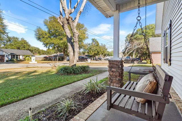 7867 Pleasant Oak Avenue, Navarre, FL 32566