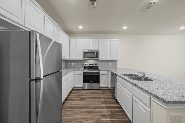 105 SE 4th Street 2, Bonham, TX 75144