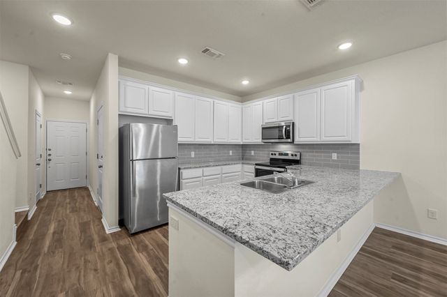 105 SE 4th Street 2, Bonham, TX 75144
