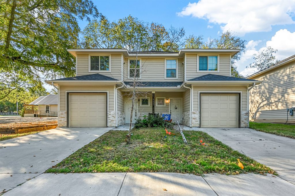 105 SE 4th Street 2, Bonham, TX 75144