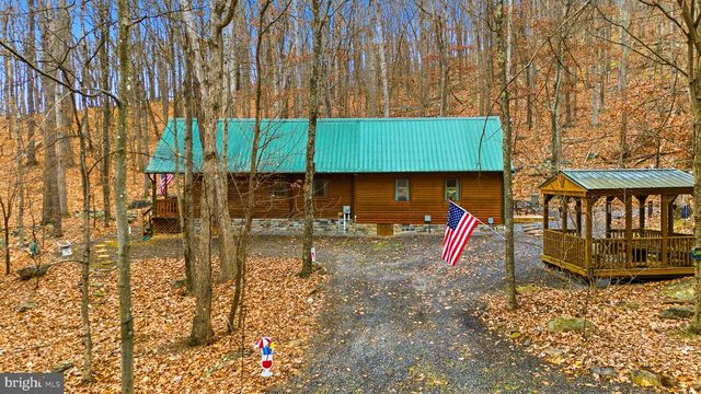 333 ROUSE MOUNTAIN RD, Great Cacapon, WV 25422