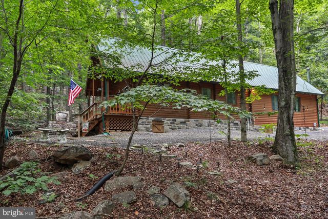 333 ROUSE MOUNTAIN RD, Great Cacapon, WV 25422