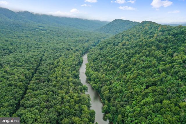 333 ROUSE MOUNTAIN RD, Great Cacapon, WV 25422