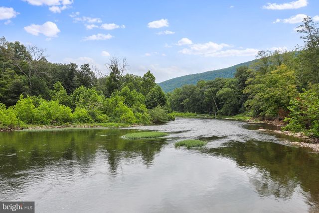 333 ROUSE MOUNTAIN RD, Great Cacapon, WV 25422