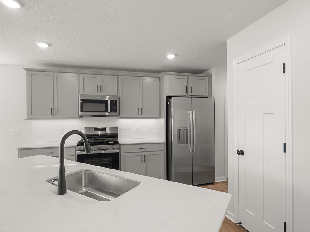 709 Highland Circle, Jordan, MN 55352 — photo 4