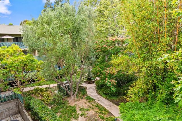 424 N Bellflower Boulevard 304, Long Beach, CA 90814