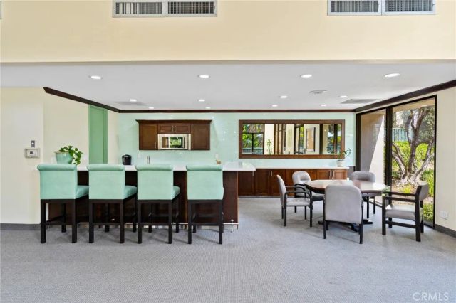 424 N Bellflower Boulevard 304, Long Beach, CA 90814