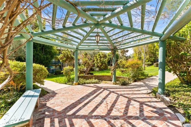 424 N Bellflower Boulevard 304, Long Beach, CA 90814