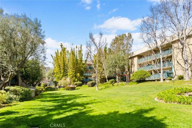424 N Bellflower Boulevard 304, Long Beach, CA 90814