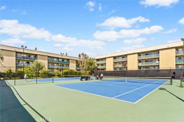 424 N Bellflower Boulevard 304, Long Beach, CA 90814