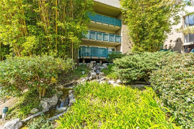 424 N Bellflower Boulevard 304, Long Beach, CA 90814