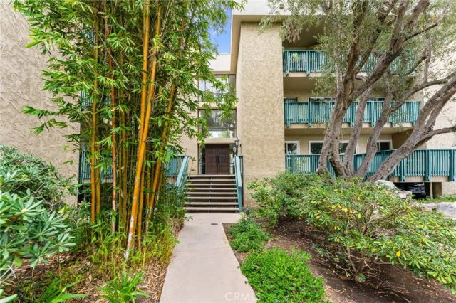 424 N Bellflower Boulevard 304, Long Beach, CA 90814