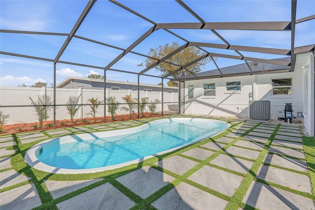 6529 S WEST SHORE CIRCLE, Tampa, FL 33616