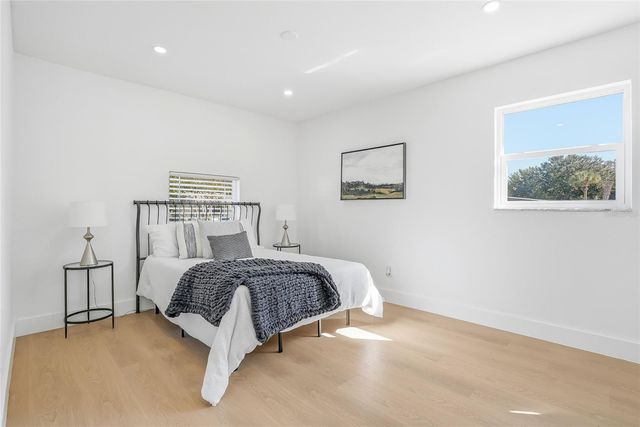 6529 S WEST SHORE CIRCLE, Tampa, FL 33616